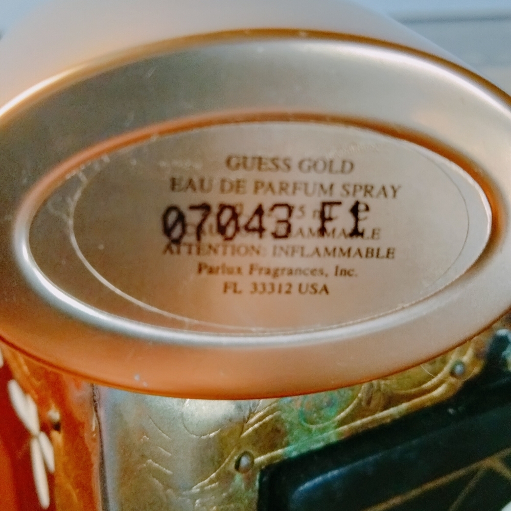 Guess Gold - Picture 4 of 4